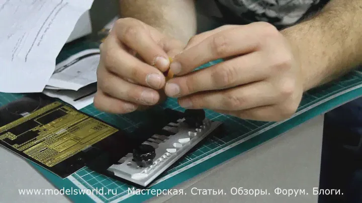 Приемы работы со сгибателем для фототравления
