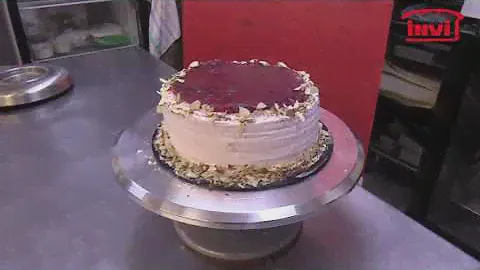 Устойчивый поворотный столик для сборки торта